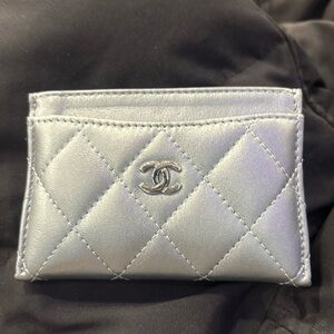 9️⃣5️⃣0️⃣ Authentic Chanel card holder. Limited edition. RARE